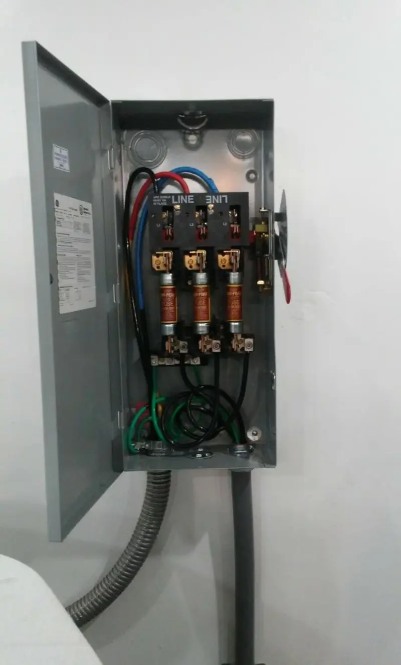 Three-phase disconnect switch installed for Electrical Wiring & Rewiring in Oneida